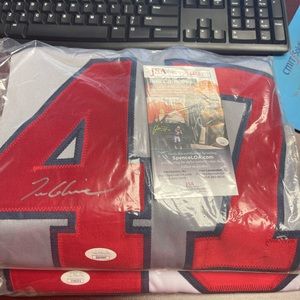 Tom Glavine autographed jersey
